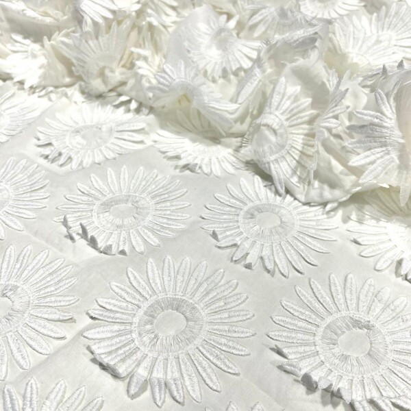 CAMBRAIA BORDADA - DAISY DREAMS  