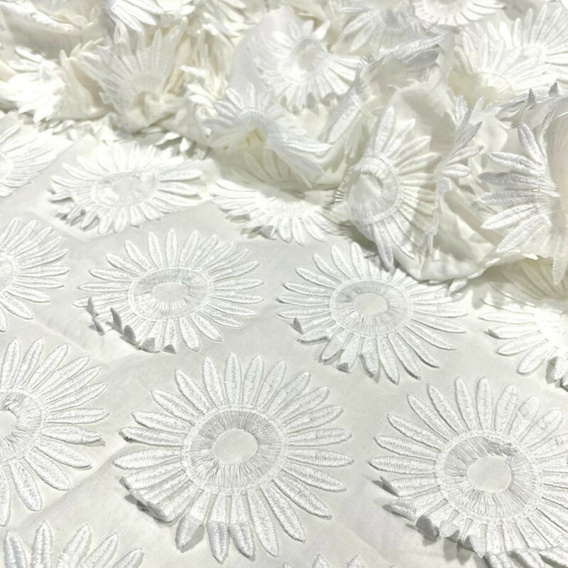 CAMBRAIA BORDADA - DAISY DREAMS CAMBRAIA BORDADA - DAISY DREAMS