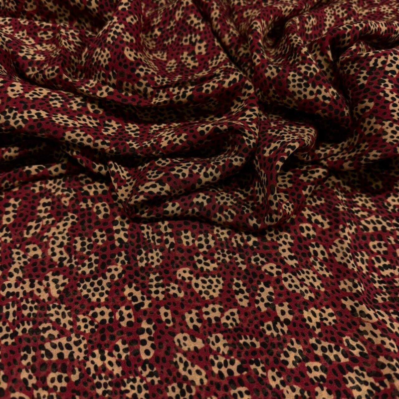 GEORGETTE DE VISCOSE - ANIMAL PRINT VERMELHO GEORGETTE DE VISCOSE - ANIMAL PRINT VERMELHO
