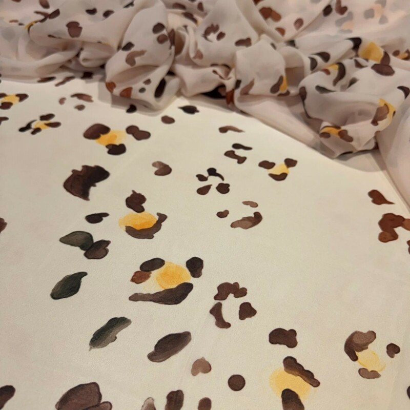 MUSSELINE TOQUE DE SEDA - ANIMAL PRINT