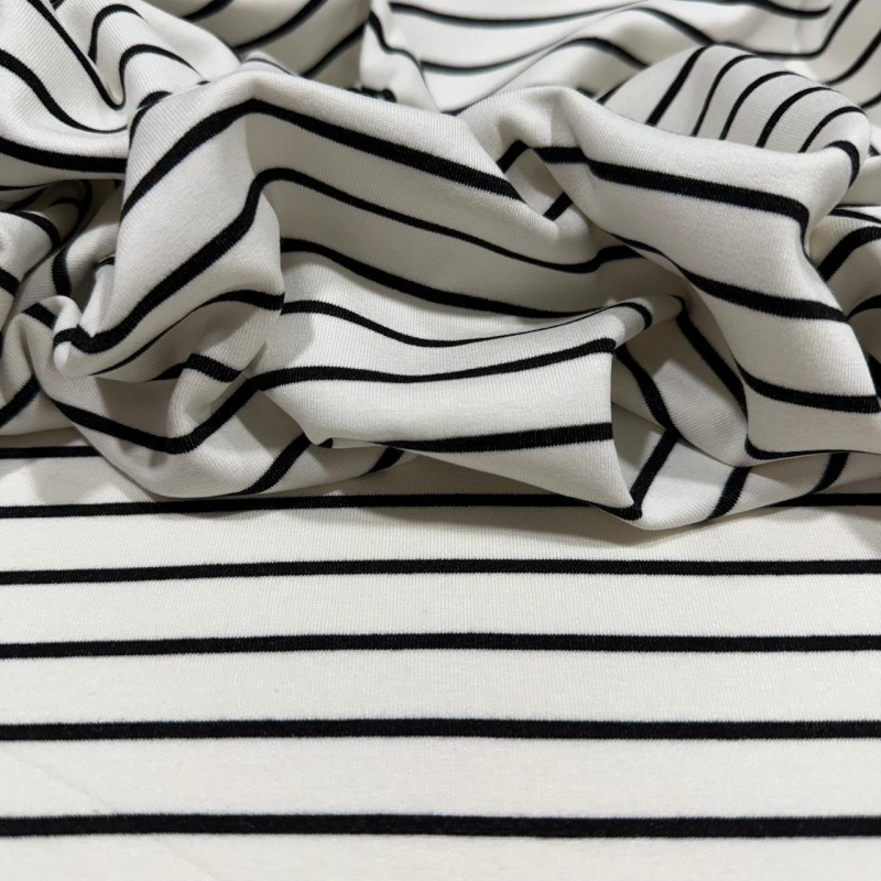 MALHA PONTO ROMA LISTRADA - 61%VISCOSE 35%POLIAMIDA 4%ELASTANO