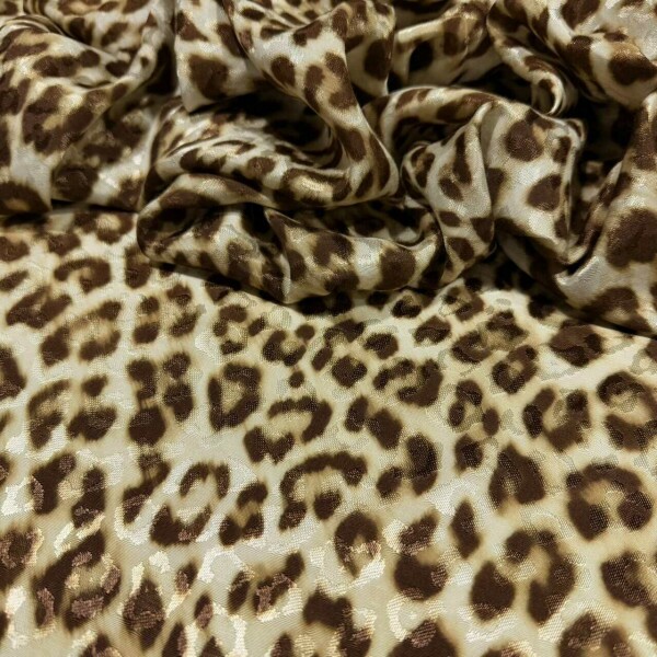 VISCOSE ENCORPADA BROCADA - ANIMAL PRINT